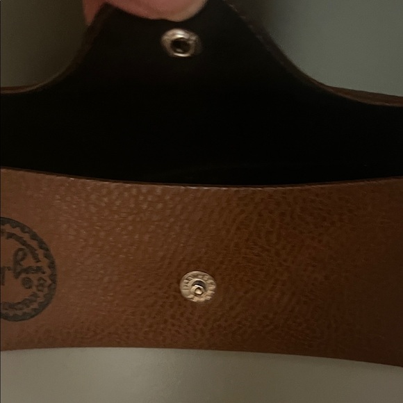 Ray-Ban Brown Pebbled Sunglass Case with Logo - Picture 4 of 4